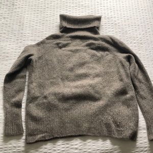 Aritzia turtleneck